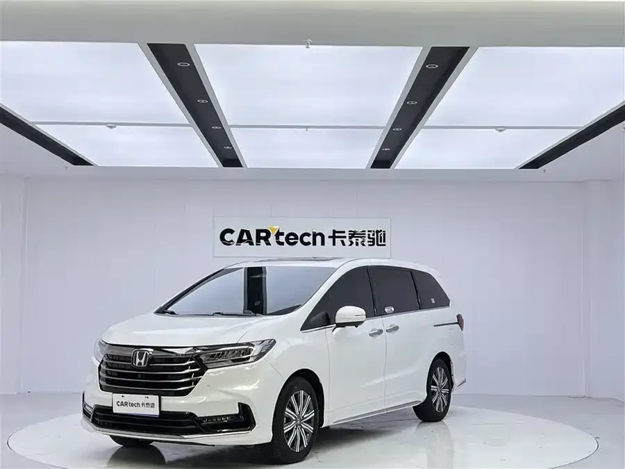 Honda Odyssey 2024 Odyssey 2.0L e:HEV Elite Edition 2024 — фото 1, купить с доставкой в Москву