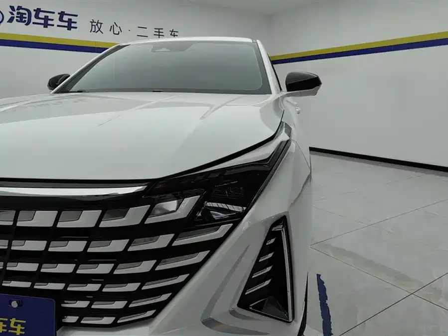 Changan Uni-Z Changan UNI-Z 2025 1.5T Luxury Edition 2025 — миниатюра 5