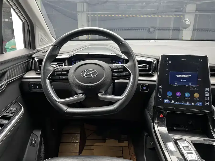 Hyundai Custo Kustu 2021 270TGDi Premium Edition LUX 2023 — миниатюра 3