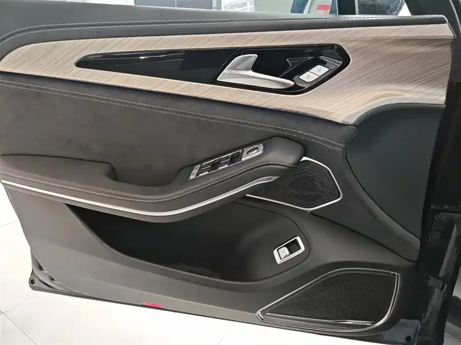 Hongqi H9 Hongqi H9 2020 2.0T Zhilian Qichang Edition 2022 — миниатюра 5