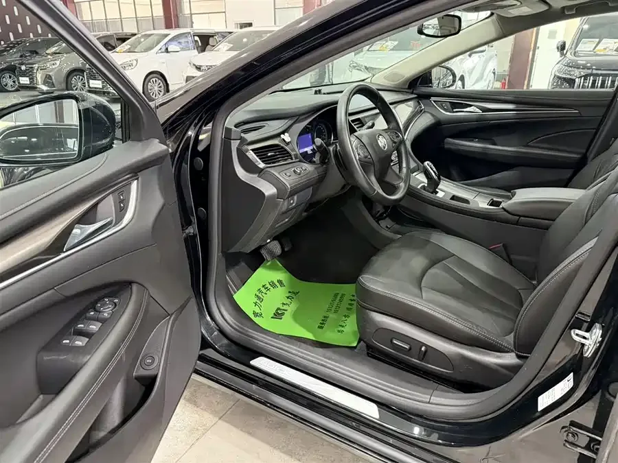 Buick LaCrosse LaCrosse 2022 552T Luxury 2022 — миниатюра 5