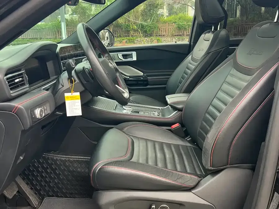Ford Explorer Explorer 2023 EcoBoost 285 4WD ST-LINE 6 Seaters 2022 — миниатюра 3