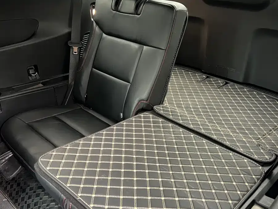 Ford Explorer Explorer 2023 EcoBoost 285 4WD ST-LINE 6 Seaters 2022 — миниатюра 4