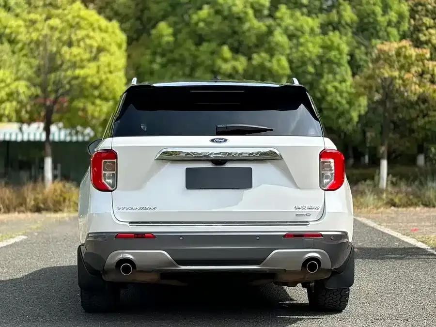 Ford Explorer Explorer 2020 EcoBoost 285 4WD Titanium Edition 7 Seaters 2022 — миниатюра 2