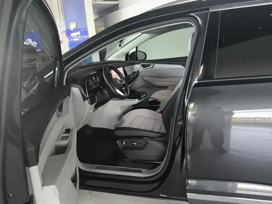 Volkswagen Talagon 2022 Lanjing 380TSI 4WD Luxury Jiajing Edition Pro 7 Seaters 2023 — миниатюра 3
