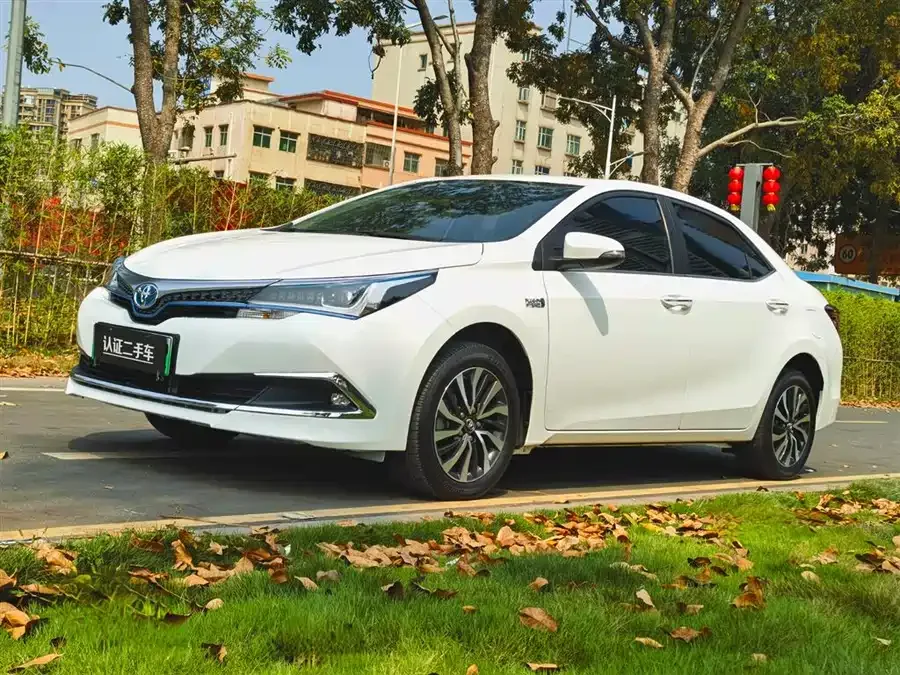 Toyota Corolla Hybrid E+ 2022