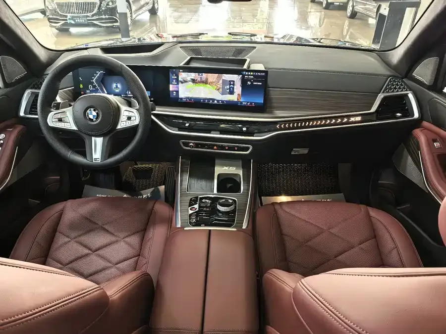 BMW X5 2023 xDrive 40Li M Sport Package 2024 — миниатюра 2