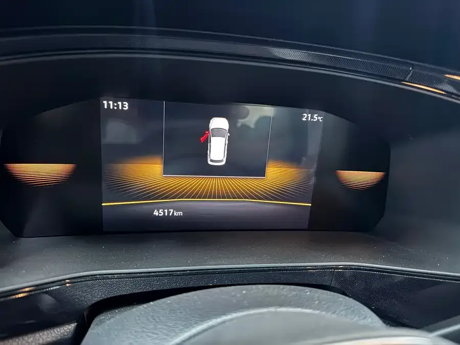 Volkswagen Tiguan (Tharu) Tuyue 2025 New 1.5L Ruijin Edition 2024 — миниатюра 5