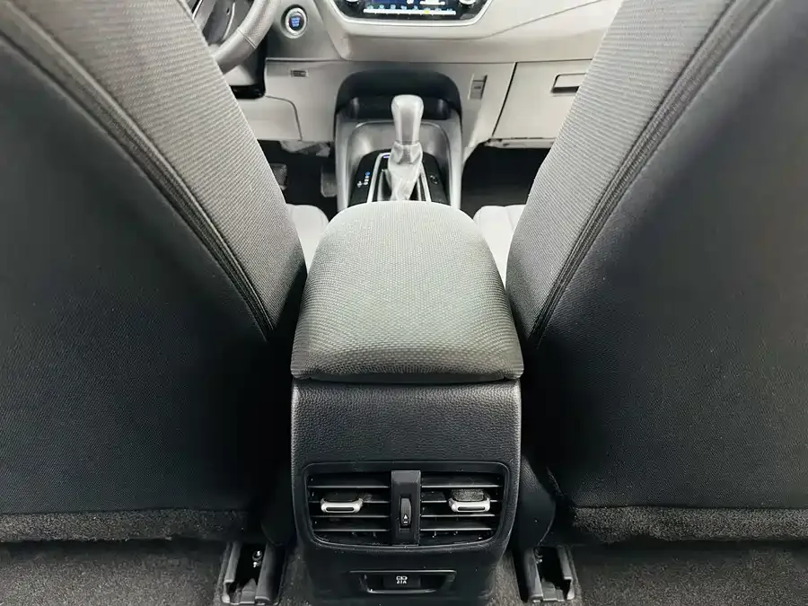 Toyota Levin 2021 Corolla 185T CVT Luxury Edition 2022 — миниатюра 5