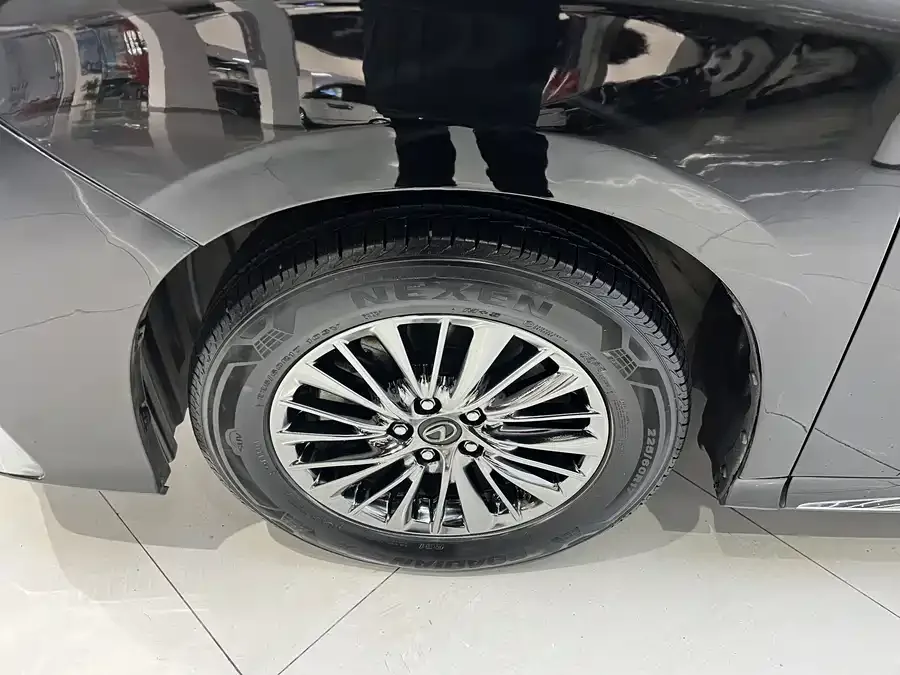 Toyota Crown Vellfire Vellfire 2023 Crown Hybrid 2.5L HV Premium Edition 2023 — миниатюра 4