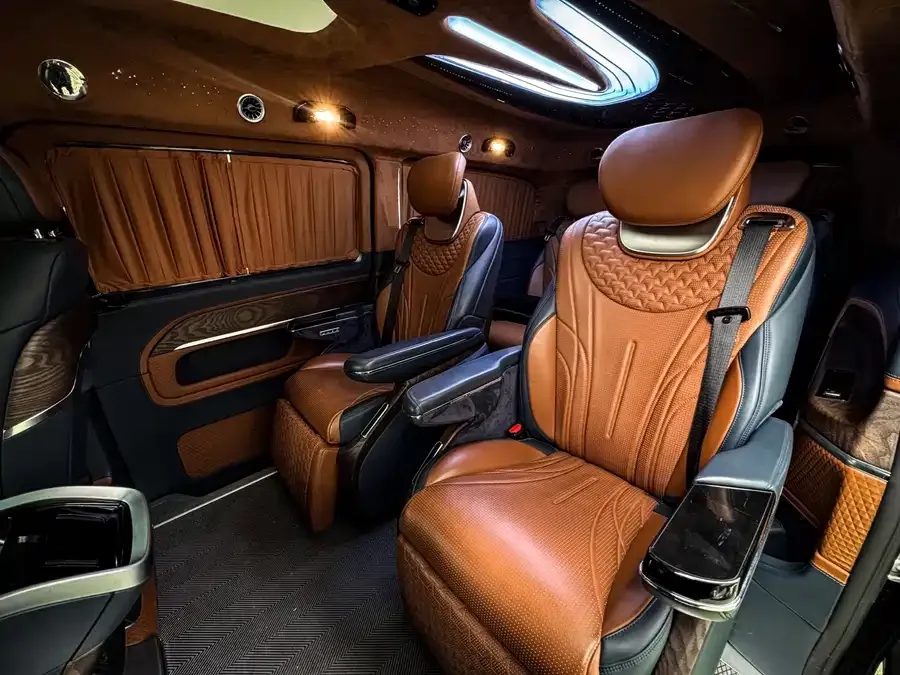 LIMGENE Lavida series 2023 Lavida Series 2.0T 7-Seater 2024 — миниатюра 4