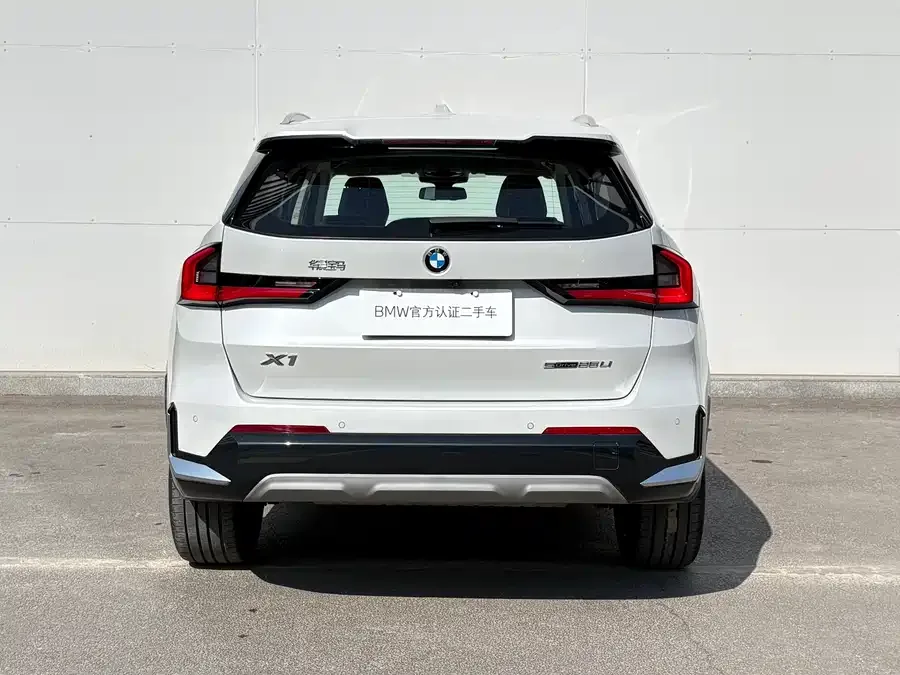 BMW X1 2024 sDrive25Li X Design Package 2025 — миниатюра 2
