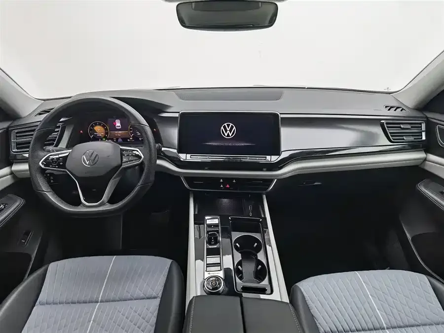 Volkswagen Teramont 2023 Touron 380TSI 4WD Luxury Edition 2023 — миниатюра 2