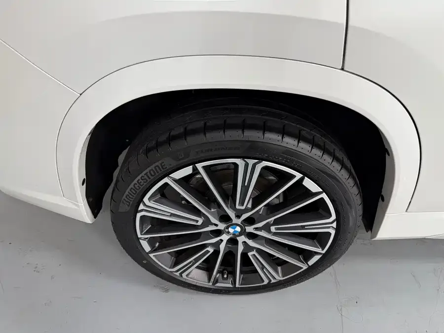 BMW X1 2023 xDrive25Li M Sport Package 2024 — миниатюра 5