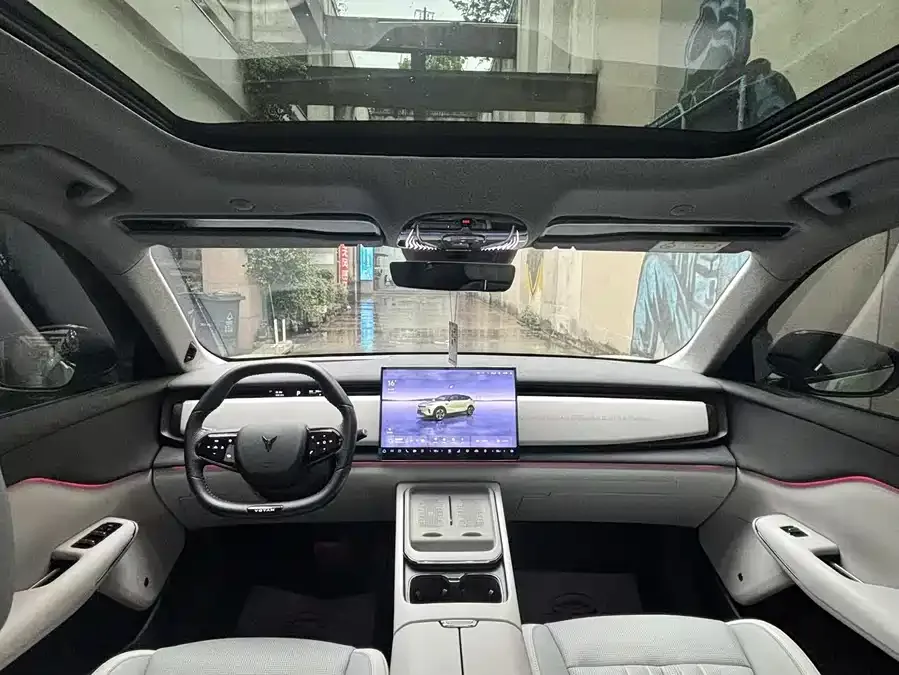 Voyah Courage Lantu Zhiyin 2024 Long-range Smart Edition 2024 — миниатюра 4