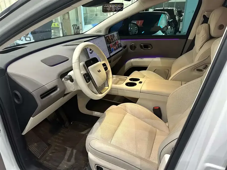 Li Ideal i8 Ideal i8 2025 Standard Edition 2025 — миниатюра 4