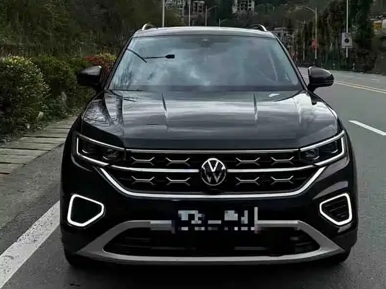 Volkswagen Tayron Tanyue 2024 330TSI 2WD Luxury Plus Advanced Edition 2024 — фото 1, купить с доставкой в Москву