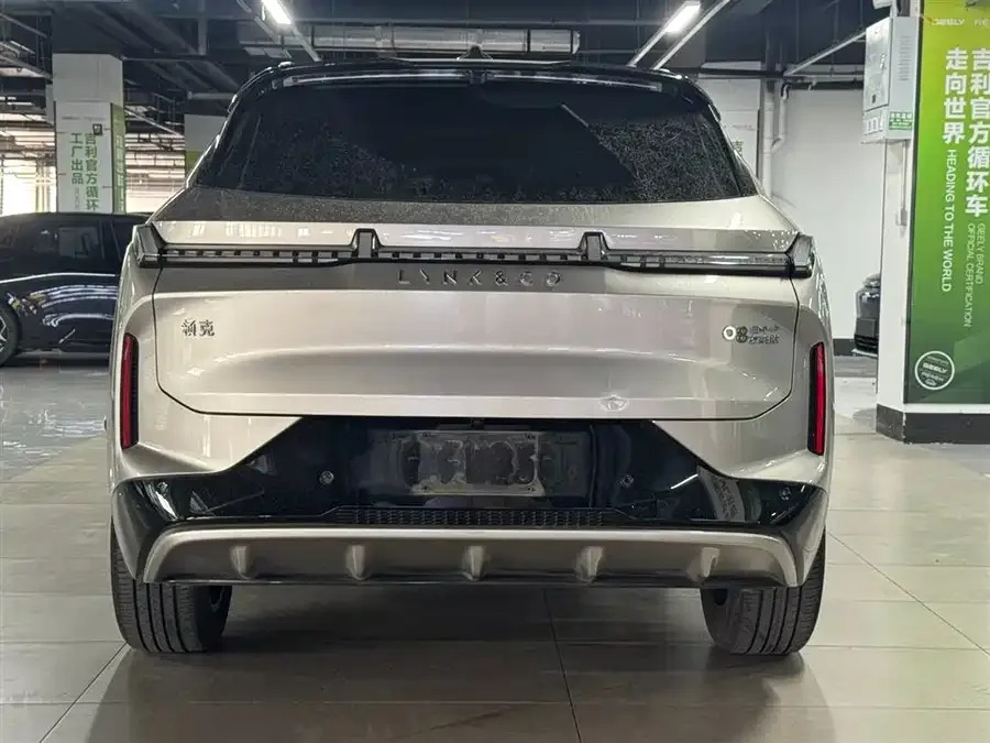 Lynk & Co 08 EM-P Lynk & Co 08 EM-P 2023 model 120km long range Halo 2024 — миниатюра 2