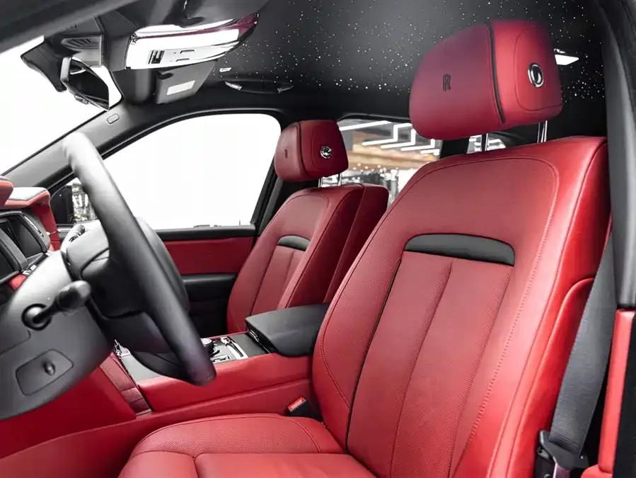 Rolls-Royce Cullinan Cullinan 2024 five-seat version 2024 — миниатюра 3