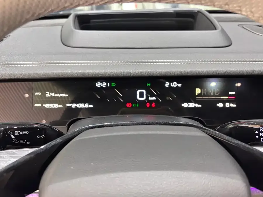 NETA Nezha S Nezha S 2022 extended range version 1160km rear-wheel drive large version 2024 — миниатюра 5