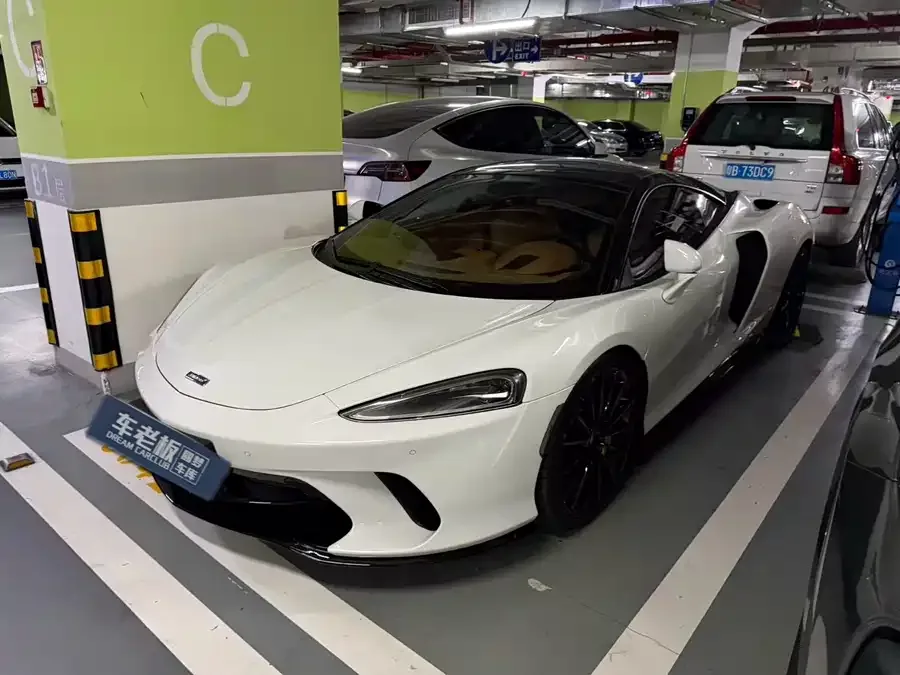 McLaren GT 2022