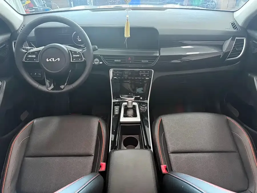 Kia Cyrus (Seltos) 2023 CYTUS 1.5L CVT Premium Edition 2022 — миниатюра 3