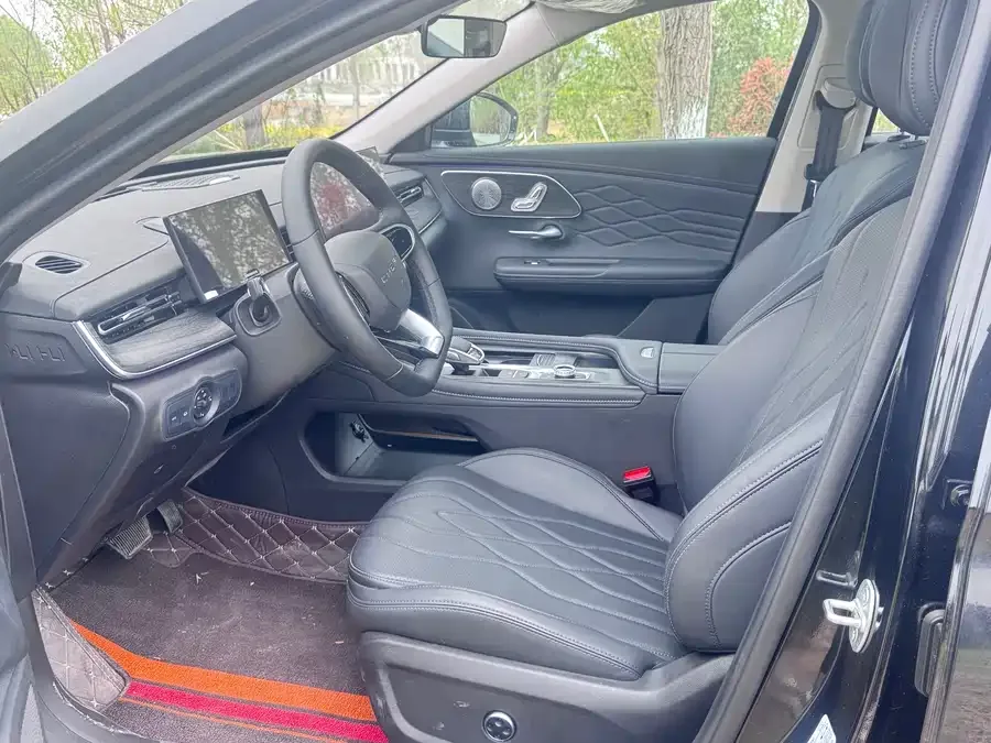Chery Arrizo 8 PRO Chery Arrizo 8 PRO 2025 1.6T DCT Luxury+ 2025 — миниатюра 4