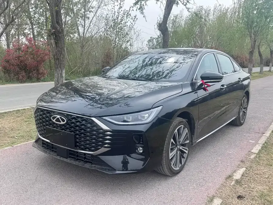 Chery Arrizo 8 PRO Chery Arrizo 8 PRO 2025 1.6T DCT Luxury+ 2025 — фото 1, купить с доставкой в Москву