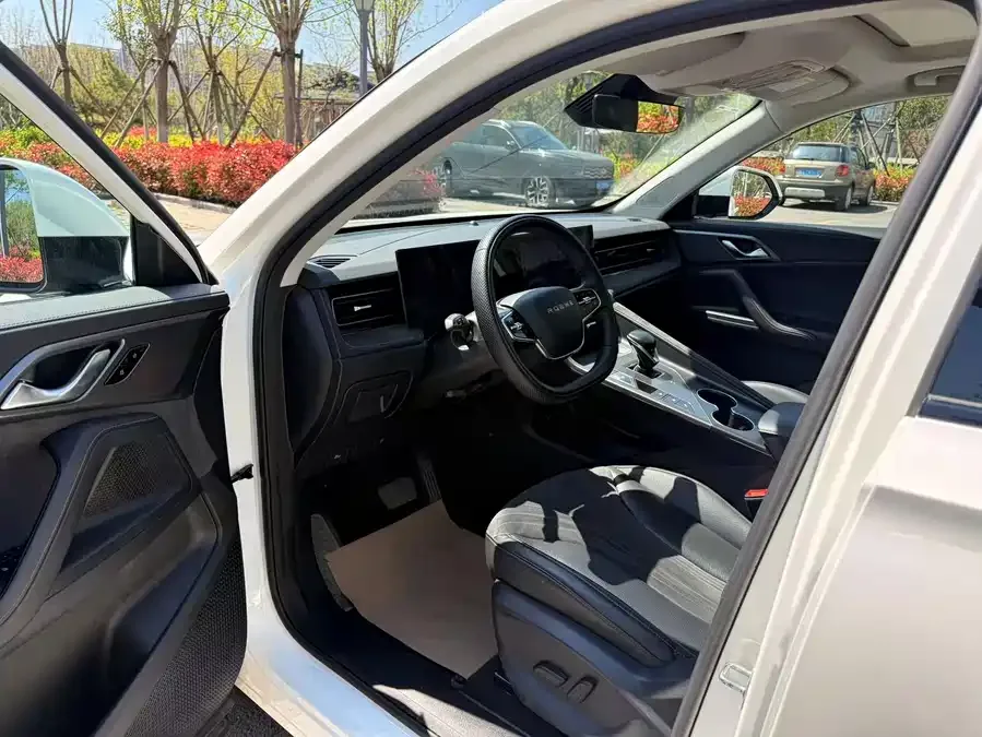 Roewe D5X DMH Roewe D5X DMH 2024 135 Technology Edition 2024 — миниатюра 5