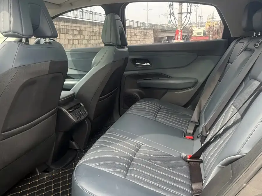 Nissan Ariya ARIYA 2022 four-wheel drive high-performance top version 2023 — миниатюра 3