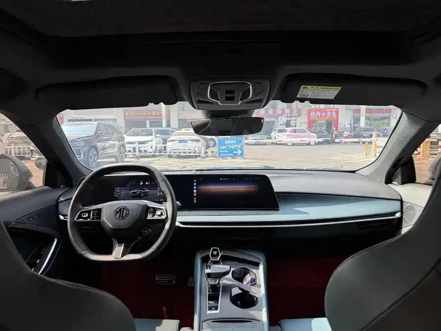 MG 7 MG7 2023 2.0T Automatic Beauty Hunter Luxury Edition 2024 — миниатюра 5