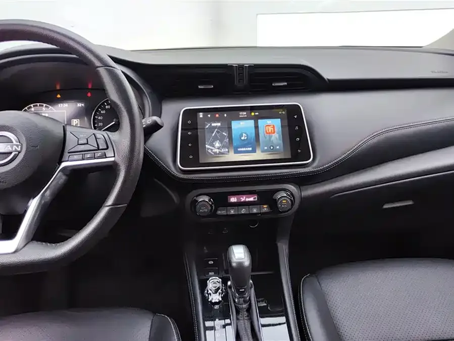 Nissan Kicks 2023 Kicks 1.5L Sport Edition: A luxurious and powerful luxury model 2023 — миниатюра 4