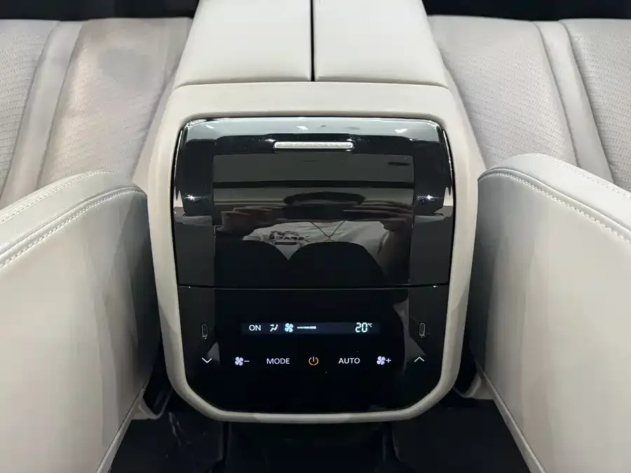 Maxus G70 2024 2.0T automatic flagship version 7 seats 2024 — миниатюра 4