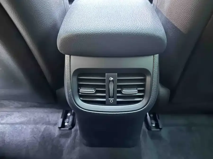 Kia K3 2021 facelift 1.5L CVT fashion version 2022 — миниатюра 5