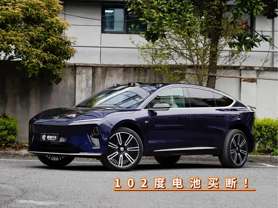 NIO ET9 2025
