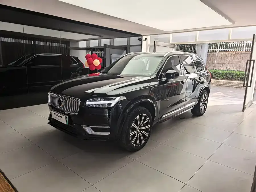 Volvo XC90 Plug-in Hybrid 2022