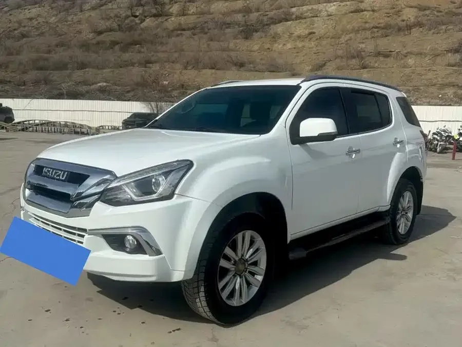 Isuzu mu-X mu-X 2020 1.9T Diesel Automatic 4WD Jinyue Edition 5-seater National VI 2023 — миниатюра 3