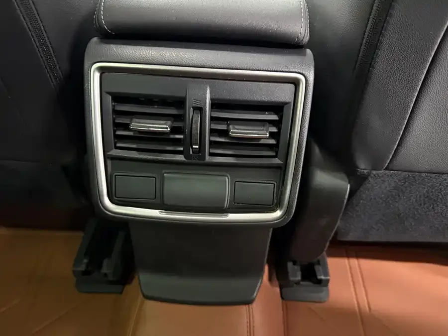 Subaru Forester Forester 2022 2.0i AWD Luxury Edition EyeSight 2023 — миниатюра 4