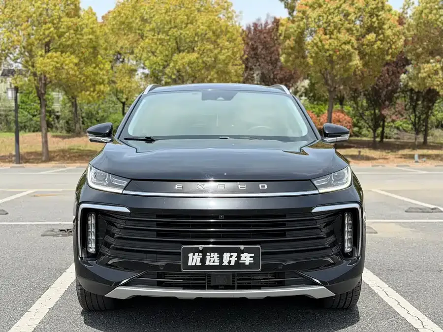 Exeed TXL Xingtu Lingyun 2023 400T 4WD Star Edition 2023 — фото 1, купить с доставкой в Москву