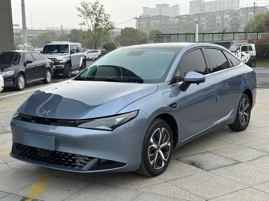 XPeng P5 Xpeng P5 2024 500 Smart Edition 2024 — фото 1, купить с доставкой в Москву