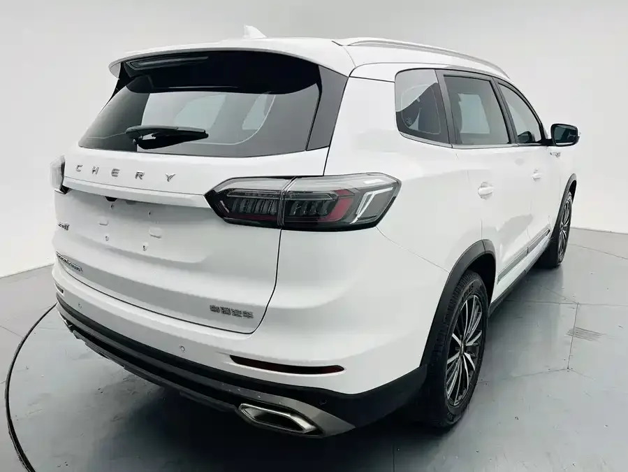 Chery Tiggo 8 PLUS Tiggo 8 PLUS 2022 290TGDI DCT luxury edition 2023 — миниатюра 4