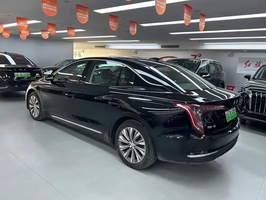Hongqi E-QM5 Hongqi E-QM5 2024 500km Travel Edition 2024 — миниатюра 2