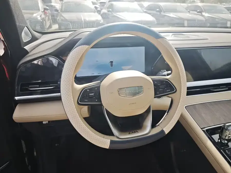 Geely Monjaro Xingyue L 2025 Dongfang Yao 2.0TD Automatic Current Edition 2025 — миниатюра 2