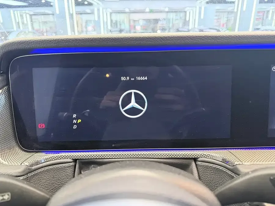 Mercedes-Benz G-rated Mercedes-Benz G-Class 2022 G 500 2023 — миниатюра 4