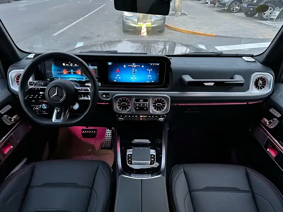 Mercedes-Benz G-Class AMG Mercedes-Benz G-Class AMG 2025 AMG G 63 2026 — миниатюра 2