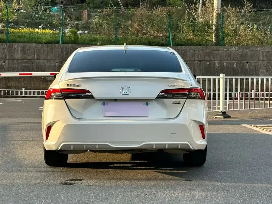 Honda Inspire Inship 2023 260TURBO Exquisite Edition 2023 — миниатюра 5