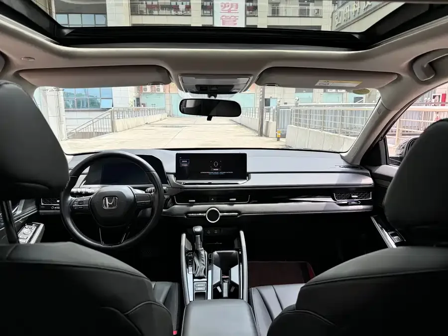 Honda Inspire 2023 Insignia 260TURBO Elegant Edition 2024 — миниатюра 5