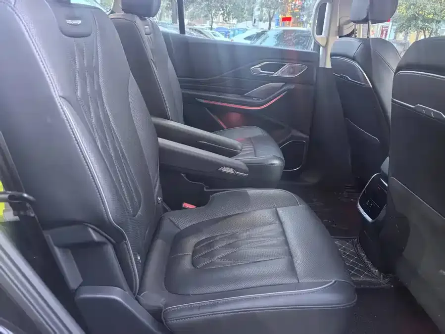 Hongqi HS7 PHEV Hongqi HS7 PHEV 2024 2.0T PHEV 4WD Flagship Chang Edition 6 Seaters 2024 — миниатюра 5