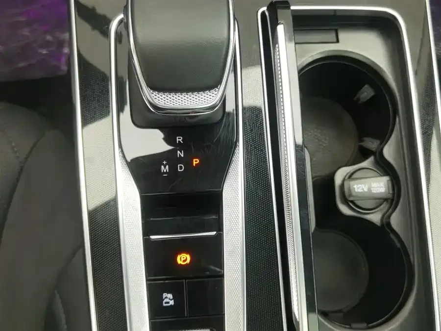 Hongqi HS5 Hongqi HS5 2023 2.0T Flagship Pro Edition 2023 — миниатюра 4