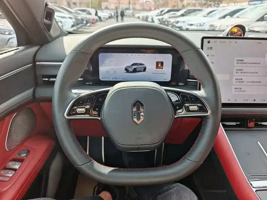 AITO M5 M5 2025 Extended Range Ultra 4WD Edition 2025 — миниатюра 5